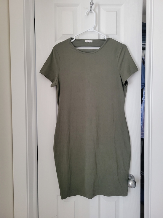 Ardene Dresses & Skirts - Everyday Olive Short Sleeve Mini Dress Size M